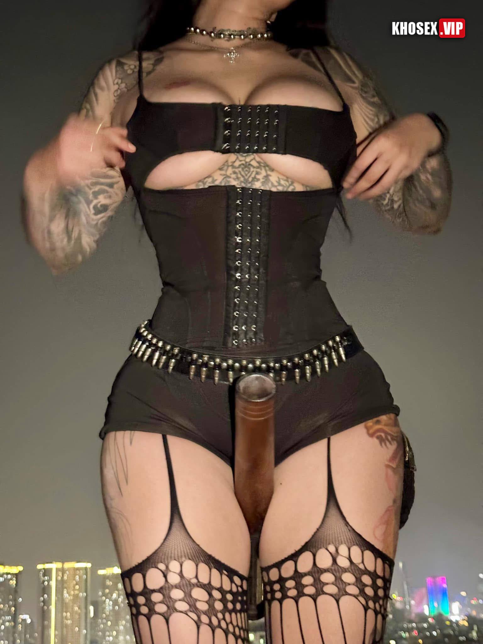 Bé Thủy Tạ chê anh Blacka cu bé nên đi bú bóng chơi some (Full Clip + Pic) - Hình 15