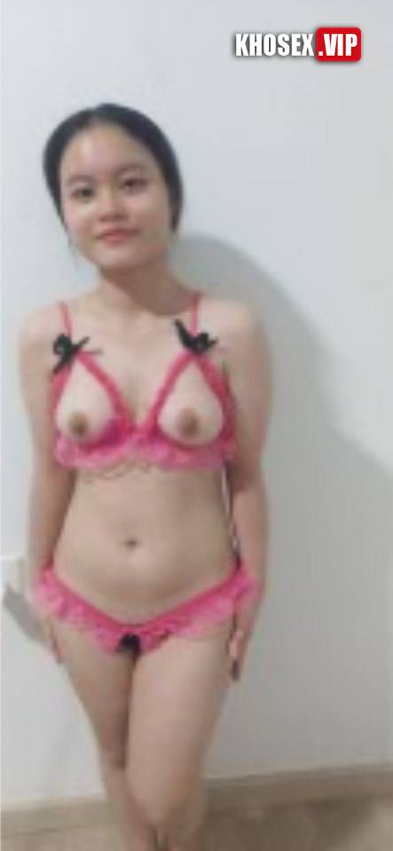 Clip sex Em sinh viên Đại Học Văn Hiến làm nô lệ tình dục cho trai tây (Full Clip + Pic) - Hình 04