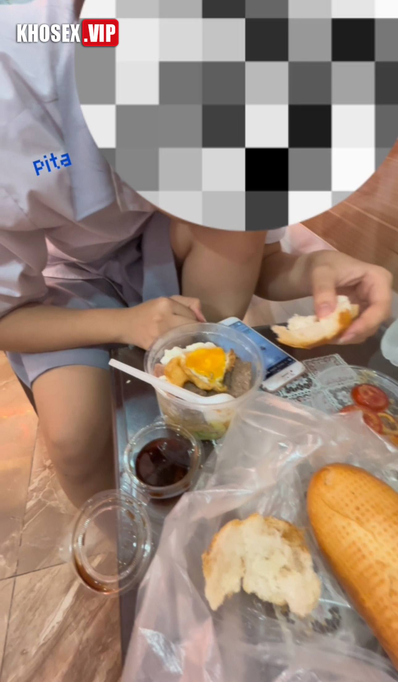 Checker Pita Trốn làm dẫn bé người yêu bé nhỏ đi cúp học làm 2 nháy - Hình - 05