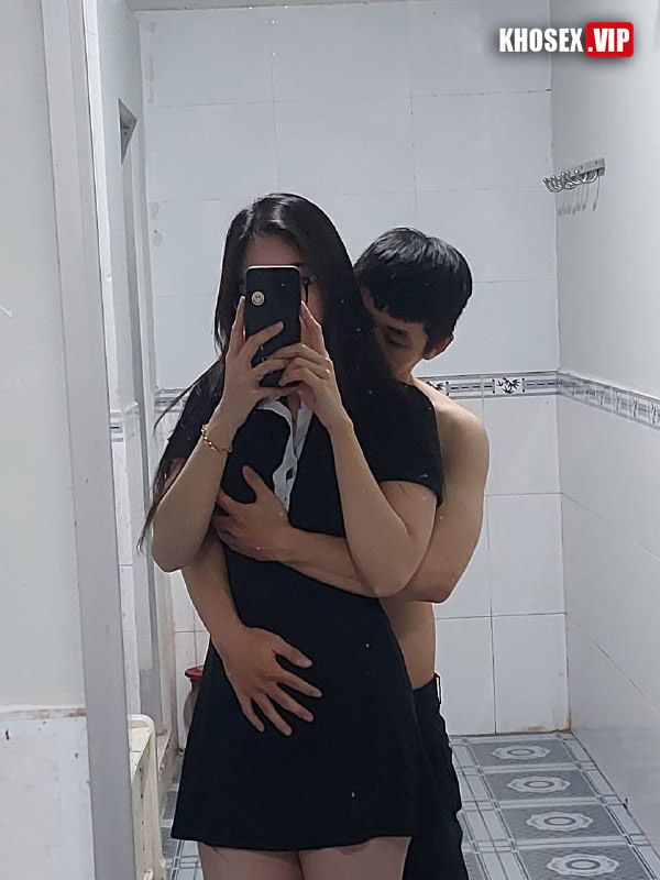 Clip sex Em đeo kính váy xanh xinh dâm dáng ngon cực Hot (Full Clip + Pic) - Phần 2 - Hình 06