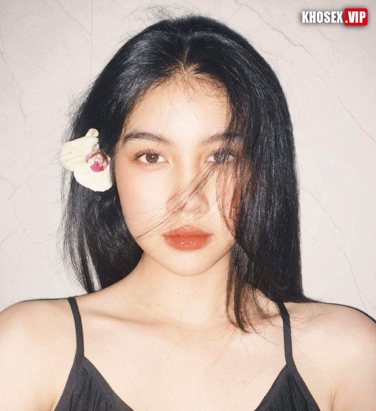 Địt em người yêu sinh viên xinh dâm ra nước trắng - Hình 02