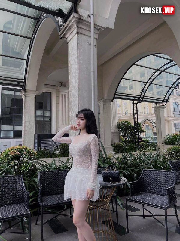 Địt em người yêu váy trắng mông to em nhún cực sung - Hình 02