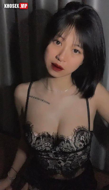 Lộ clip sex em Hồng Khuyên mình dây vú to ngày làm mấy nháy mới đủ - Hình 04