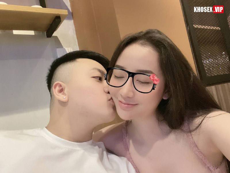 Lộ clip sex em Yến Đỗ cô chủ shop dễ thương (Bản mới update 04-2025) - Hình 06