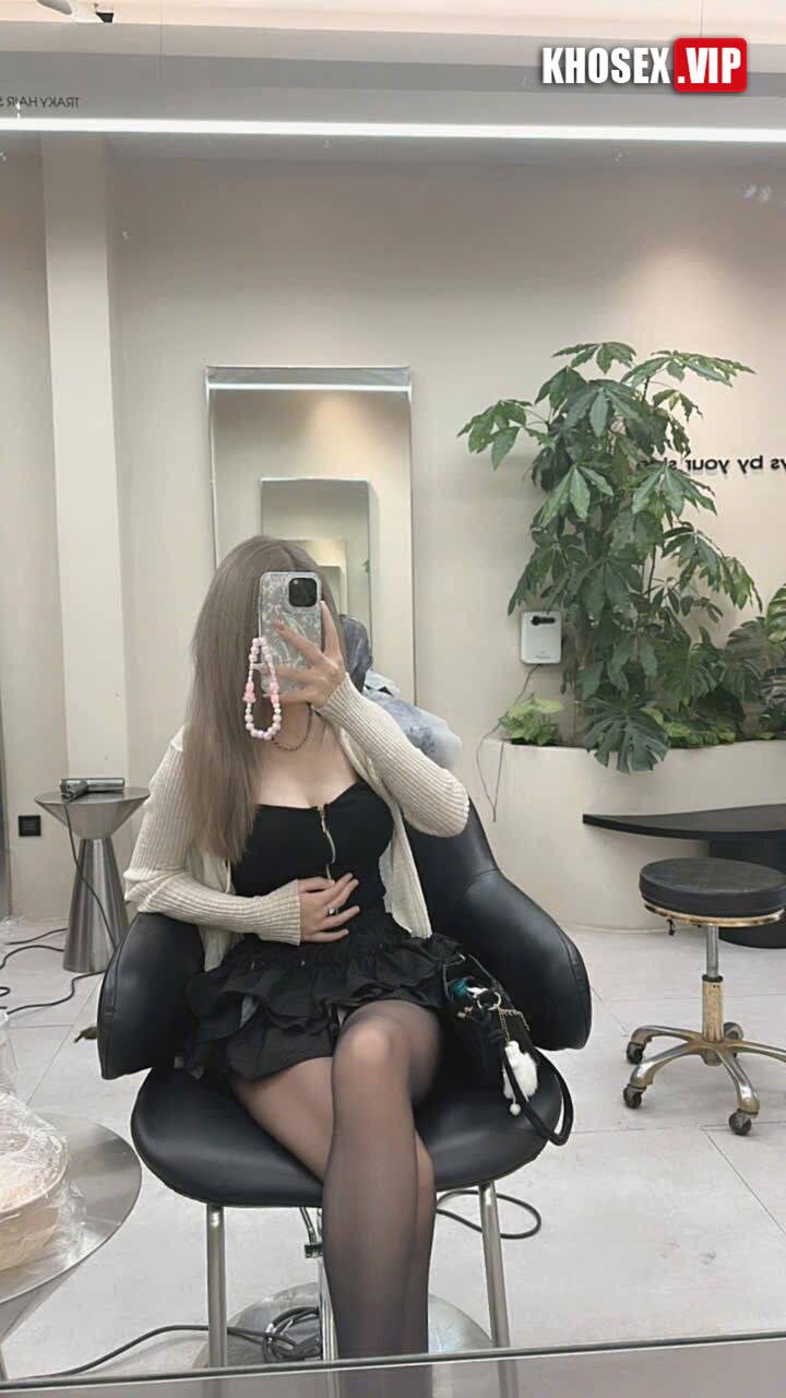 Siêu phẩm Trà My 2k7 thích BDSM bị người yêu chơi mạnh bạo vừa địt vừa đánh đỏ cả vú - Hình 06