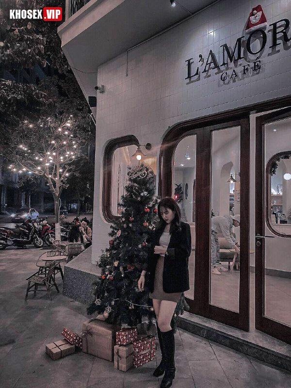 Bóp vú em người yêu địt em đến ra nước trắng - Hình 02