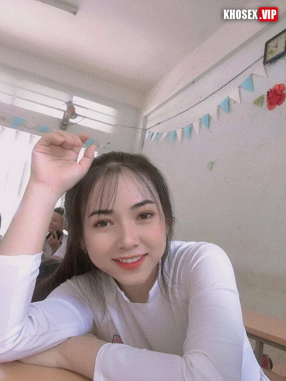 Lộ clip sex Bé Nhi vú to cưỡi ngựa với người yêu rên rỉ - Hình 02