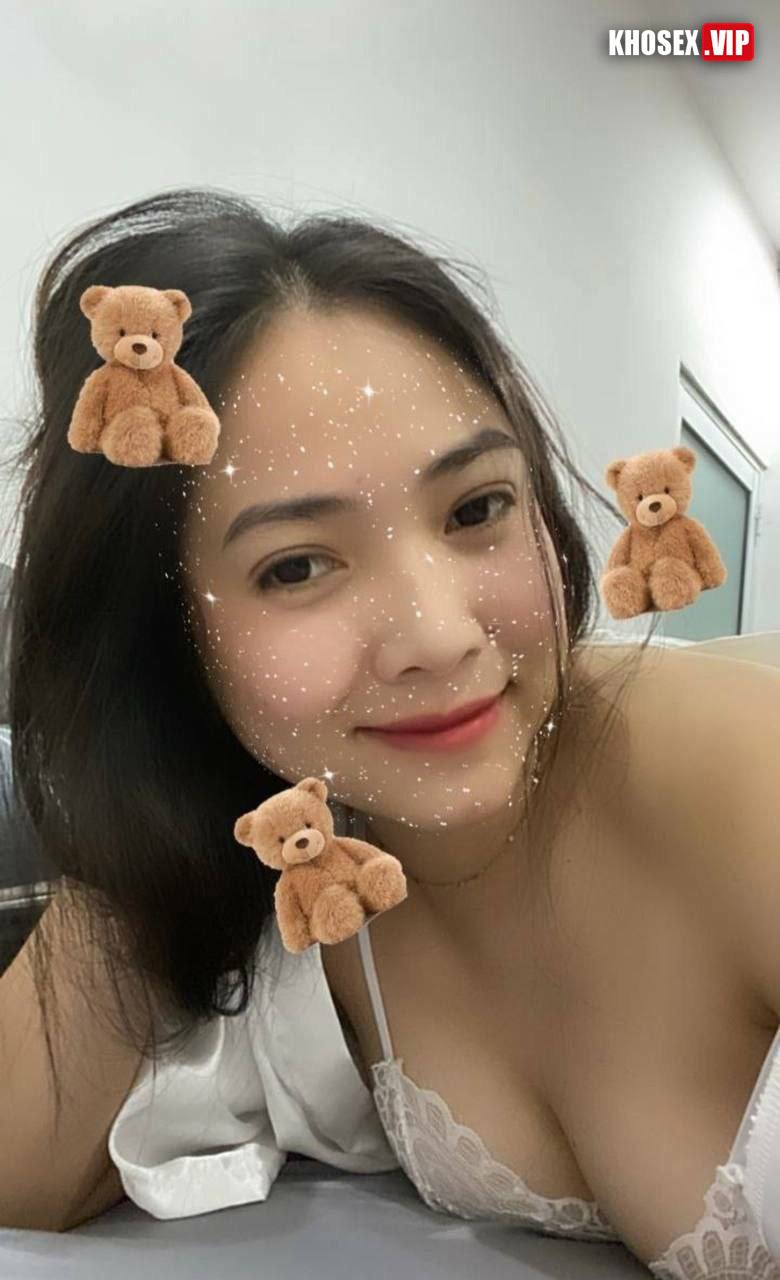 Lộ clip sex Bé Nhi vú to cưỡi ngựa với người yêu rên rỉ - Hình 04