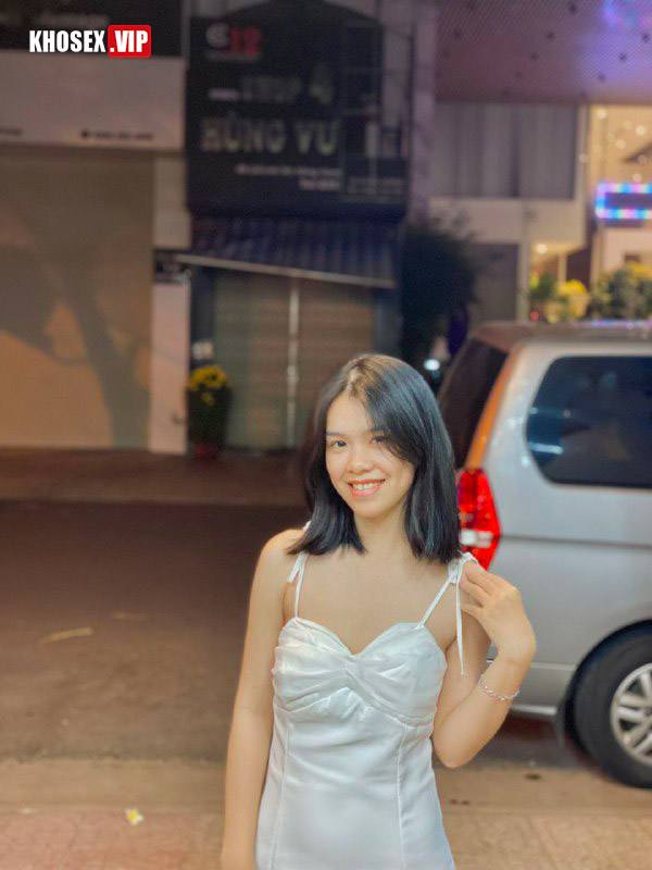 Vợ trẻ đam mê bạo dâm BDSM thích nhét buồi tận họng địt cả 2 lỗ (Full Clip + Pic) – P2 - Hình 08