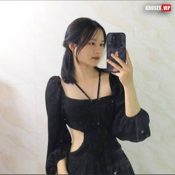 Địt em nyc cực bén xuất tinh đầy lồn - Hình 01