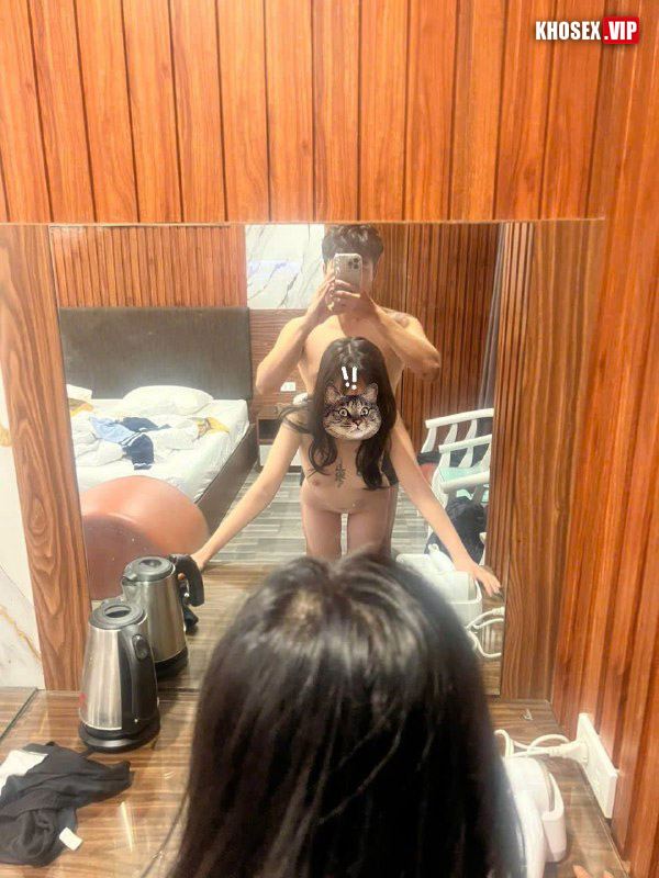 Lộ clip sex Vũ Trịnh Trà My cực dâm cho đụ cả 2 lỗ - Hình 01