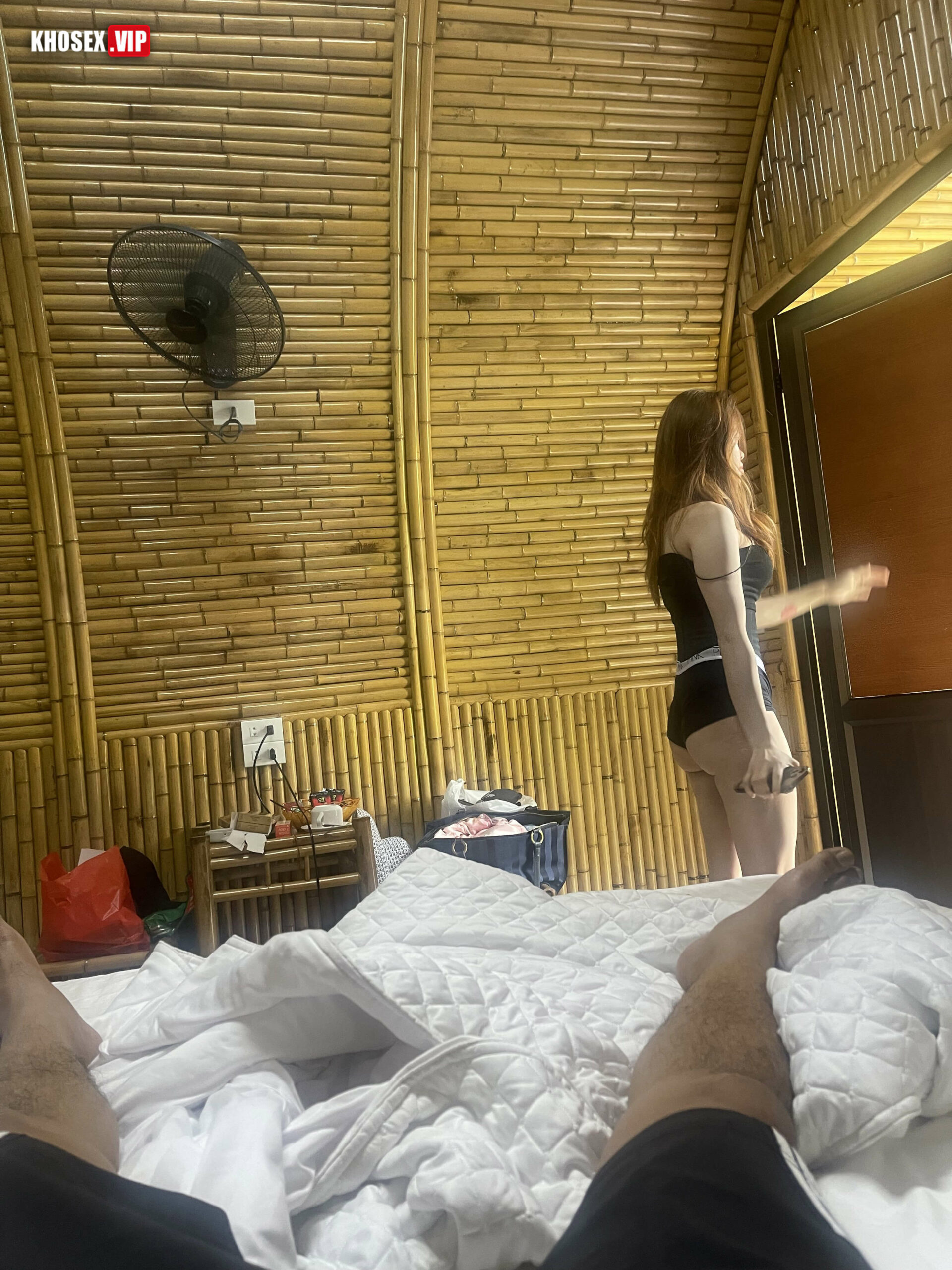 Doggy em sinh viên mông to thích buồi lạ - Hình 03