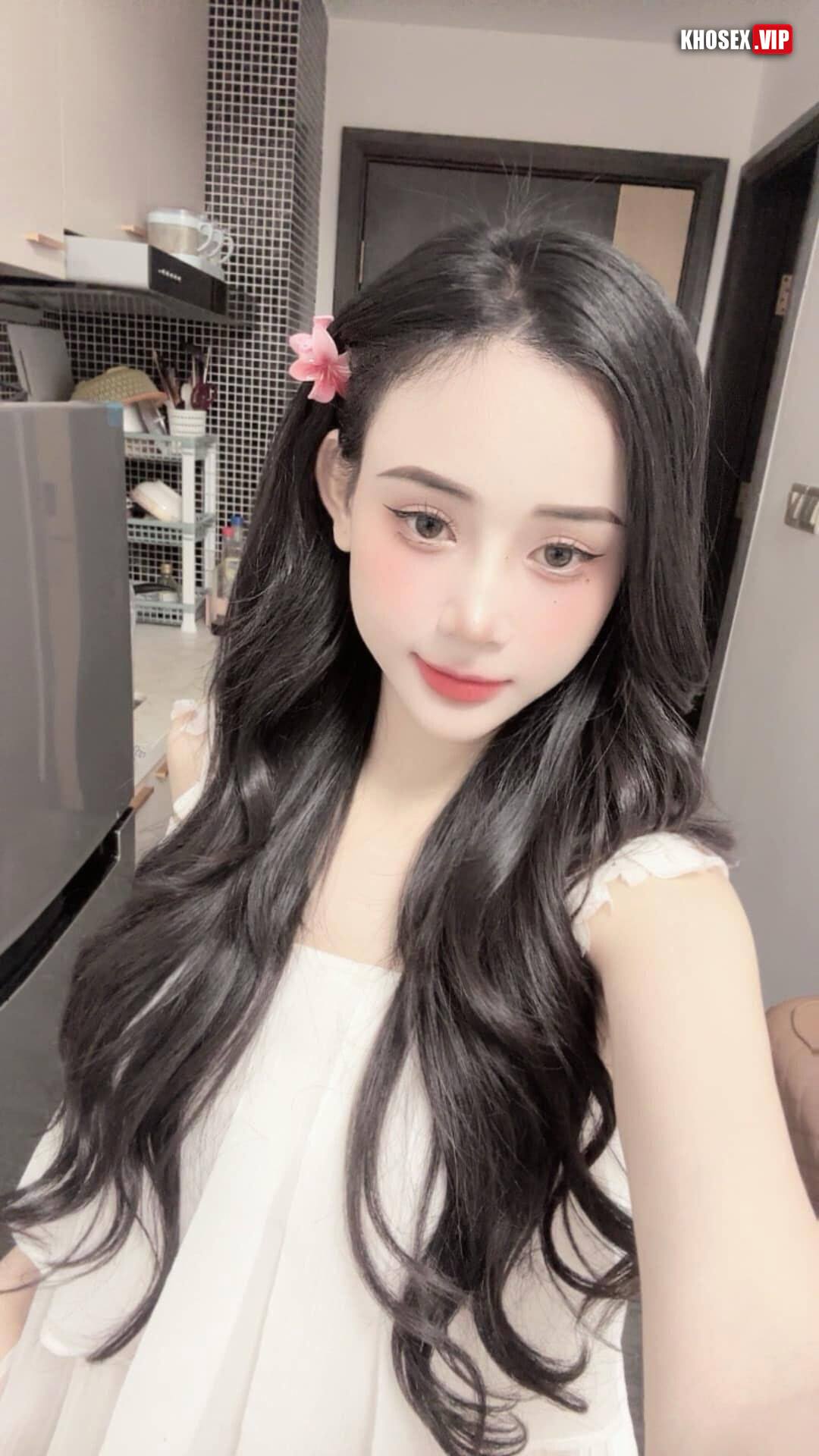 Lộ clip sex địt em Tiểu Long Nữ (Clip + Pic) - Hình 05