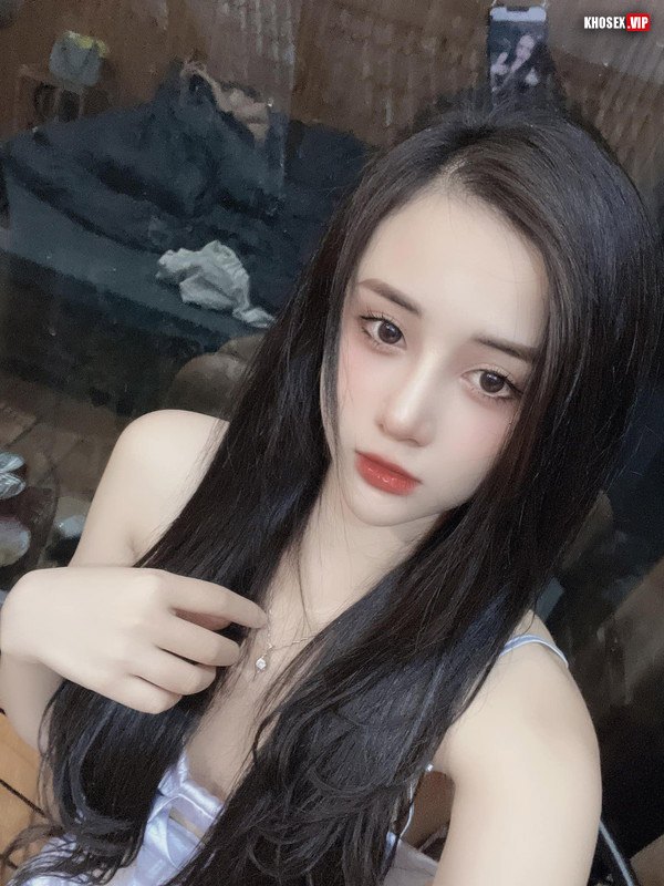 Lộ clip sex địt em Tiểu Long Nữ (Clip + Pic) - Hình 10