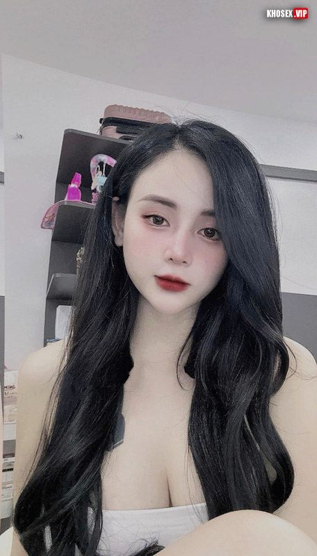 Lộ clip sex địt em Tiểu Long Nữ (Clip + Pic) - Hình 11