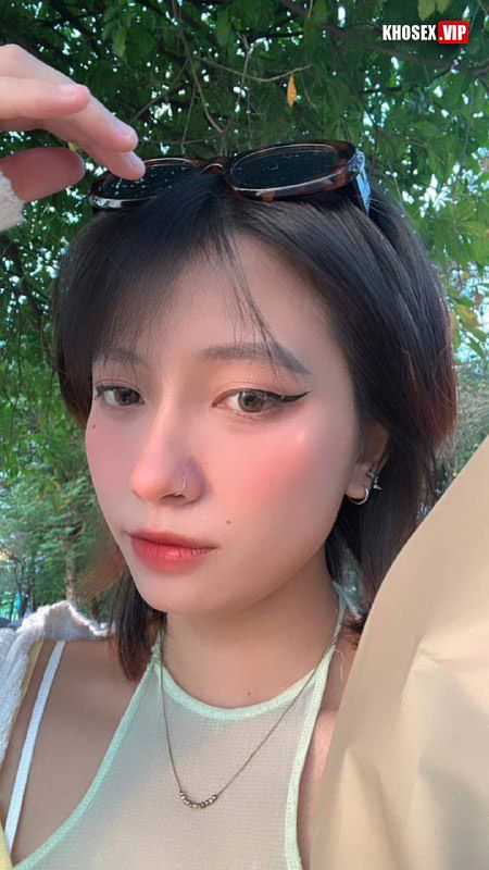 Lộ clip sex Nguyễn Minh Hạnh mông to nhấp sướng không tả nổi (Full Clip + Pic) - Hình 02