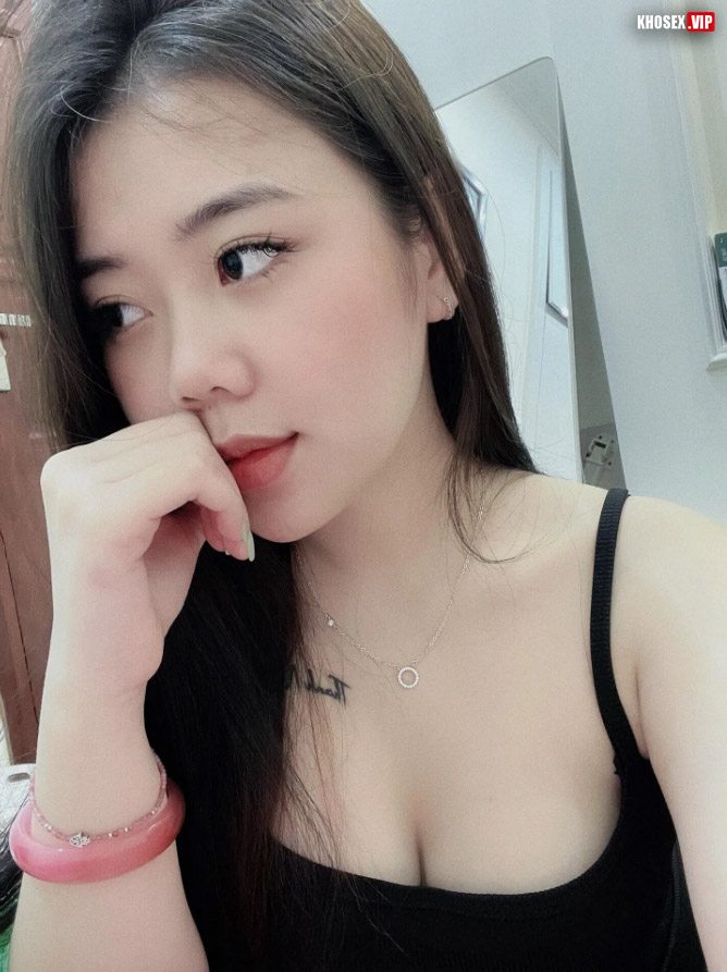 Lộ clip sex Tiktoker dâm xinh yêu làm SGBB bị bố đường chịch rên la thảm thiết - Phần 2 - Hình 03