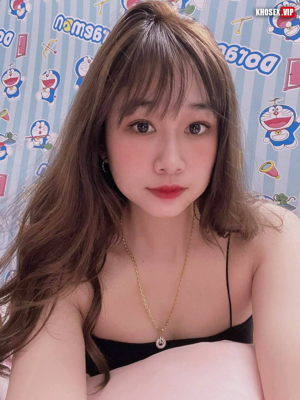 Chịch em người yêu hotgirl nhân viên điện máy xanh dâm đãng - Hình 03