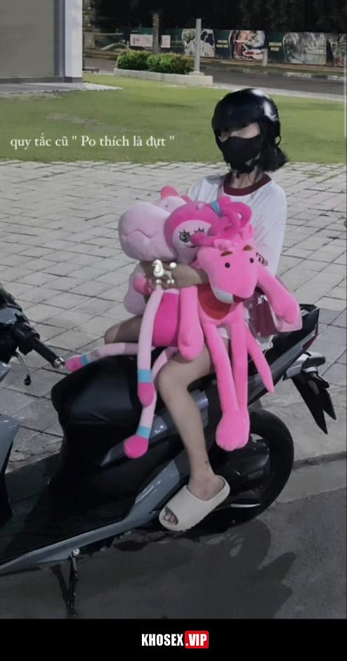 Chịch em người yêu tê hết lồn trên ghế tình yêu - Hình 06