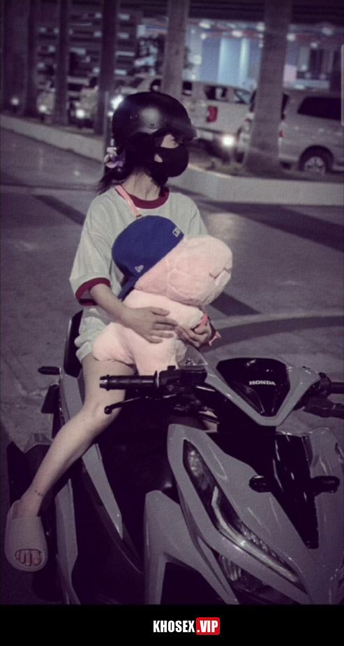 Chịch em người yêu tê hết lồn trên ghế tình yêu - Hình 07