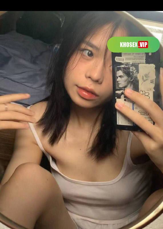 Gái xinh anh đụ sưng cả bím xuất trong - Hình 01