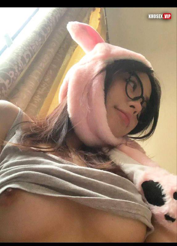 Gái xinh anh đụ sưng cả bím xuất trong - Hình 03