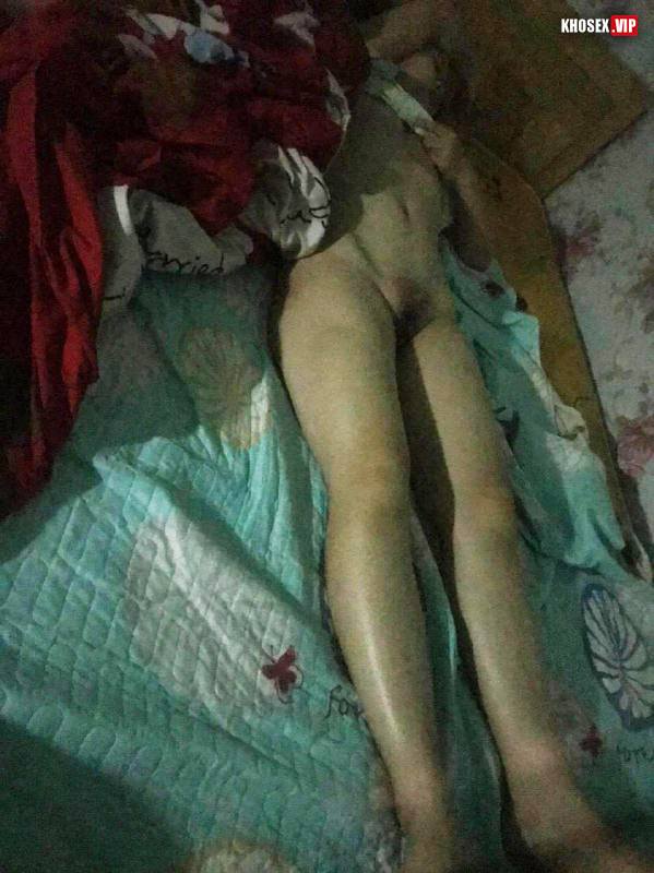 Thanh niên xăm trổ địt mạnh vào chiếc lồn dâm của vợ - Hình 13