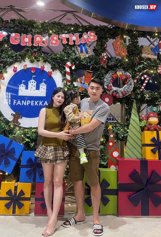 Vợ mới đẻ xong mấy hôm chồng đè ra chịch không tha - Hình 07