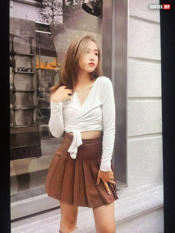 Chồng xăm trổ địt vợ mình dây rên rỉ cực nứng (Full Clip + Pic) - Hình 01