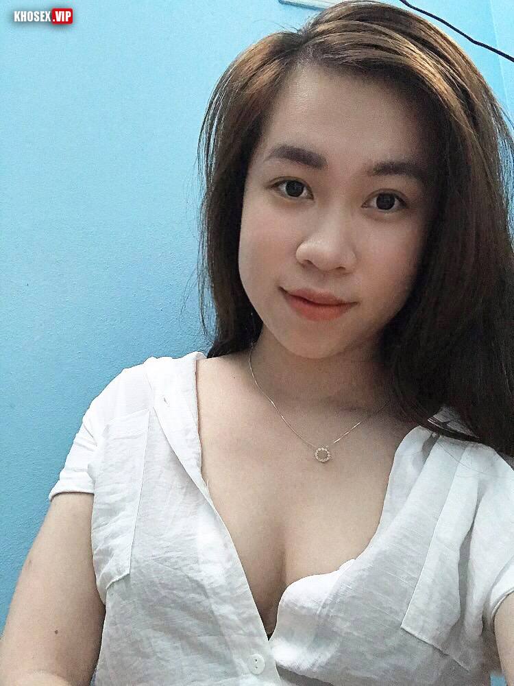 Clip sex Cô giáo Tây Bắc mặc áo dài đỏ địt với chồng cực dâm (Full Clip + Pic) - Hình 09