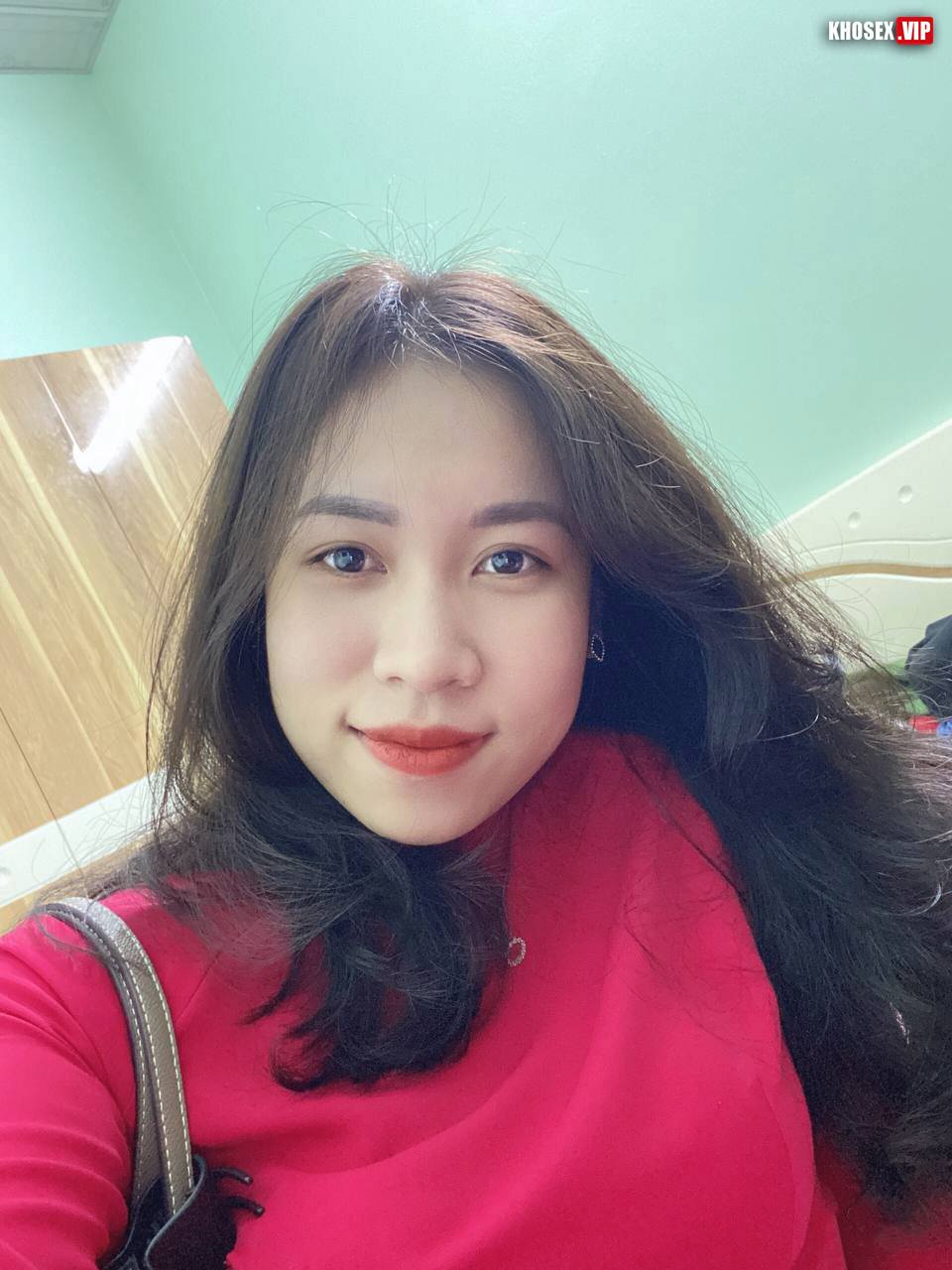 Clip sex Cô giáo Tây Bắc mặc áo dài đỏ địt với chồng cực dâm (Full Clip + Pic) - Hình 40