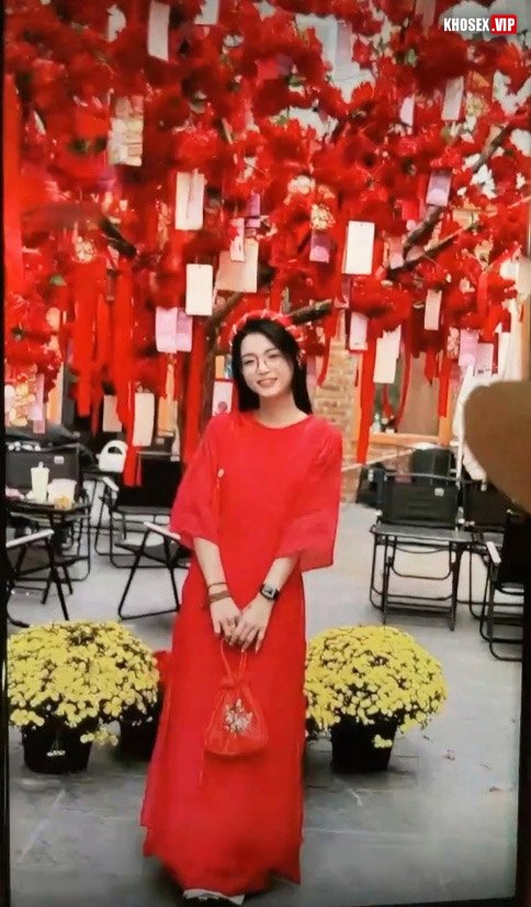 Clip sex Tàu khựa qua việt nam chơi gái - Phần 14 (Tay vịn Hoài Thu 98 B&B KTV Bắc Ninh) - Hình 02