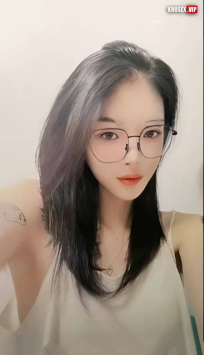 Clip sex Tàu khựa qua việt nam chơi gái - Phần 14 (Tay vịn Hoài Thu 98 B&B KTV Bắc Ninh) - Hình 03