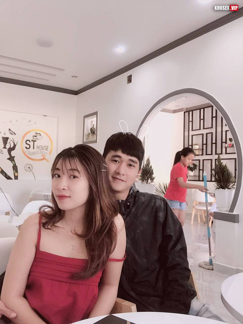 Em người yêu dễ thương lúc chịch mà em cứ cười - Hình 03