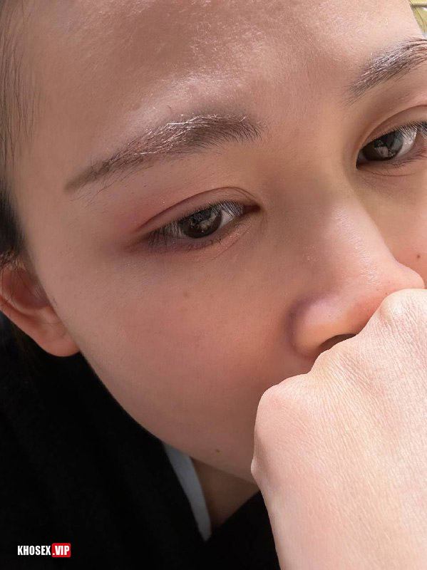 Lộ clip sex đụ em người yêu đeo kính có cái lồn dâm cực múp (Full Clip + Pic) - Hình 04