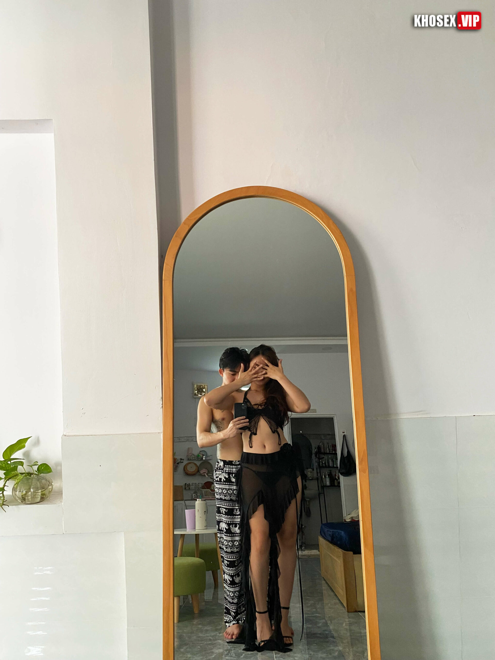 Em ghệ miền tây 2k2 đang ngủ anh đè ra đụ luôn, nứng quá không kịp cởi quần em - Hình 12