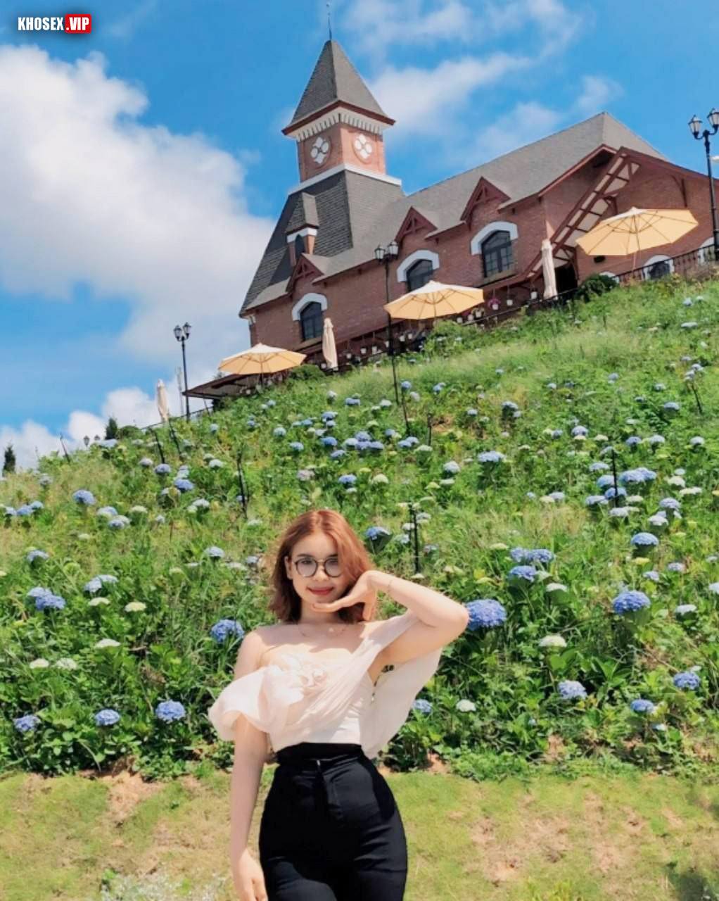 Anh bóp ngực em nứng quá - Hình 03