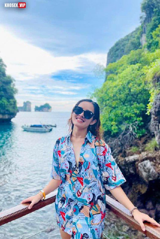 Cặp vợ chồng mới cưới dập nhau cực sung - Hình 06