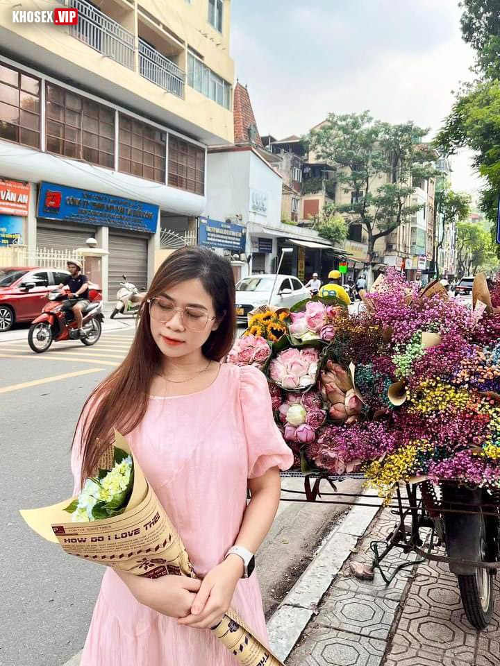 Clip sex Lái chị máy bay người yêu cũ được chị phục vụ từ a đến z (Full Clip + Pic) - Hình 03