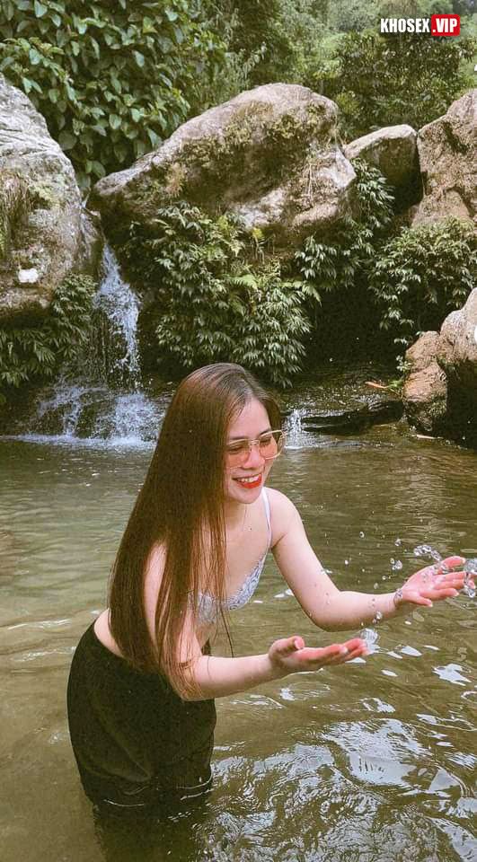 Clip sex Lái chị máy bay người yêu cũ được chị phục vụ từ a đến z (Full Clip + Pic) - Hình 09