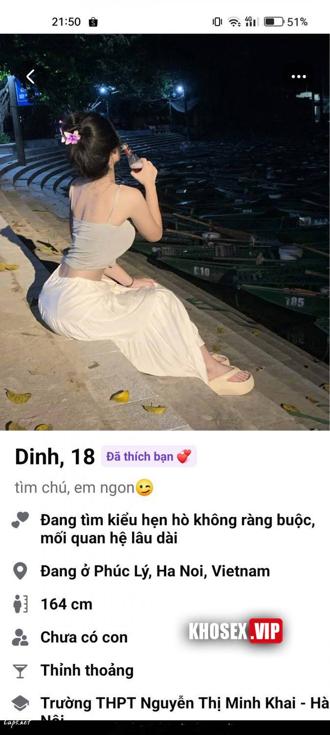 Clip sex Thùy Dương 2k10 Cầu Diễn Hà Nội (Full Clip + Pic) - Hình 02