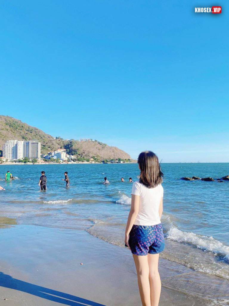 Clip sex việt chicma666 chịch mấy em học sinh cấp 3 non tơ – Phần 15 - Hình 02