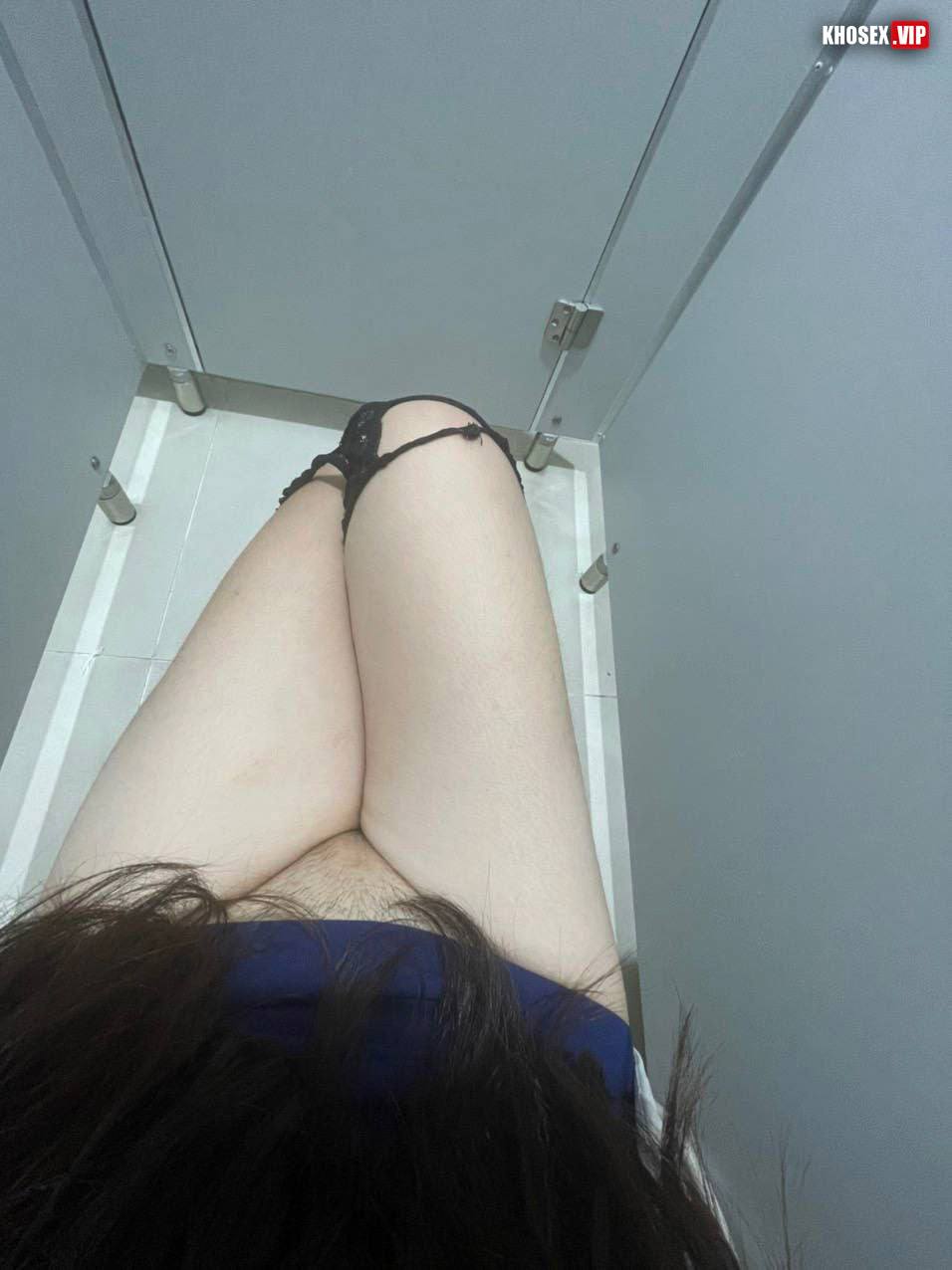 Dập em như máy khâu làm em sướng rên la - Hình 04