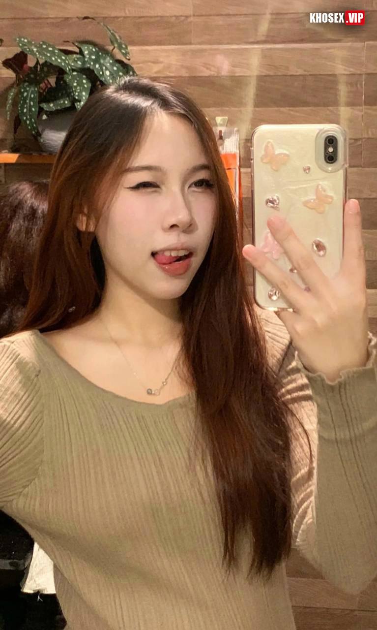 Full Clip Em gái cực xinh lộ clip sex địt nhau với bạn trai – P5 - Hình 01