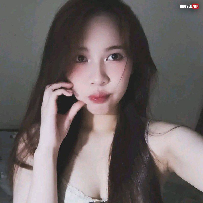 Full Clip Em gái cực xinh lộ clip sex địt nhau với bạn trai – P5 - Hình 03