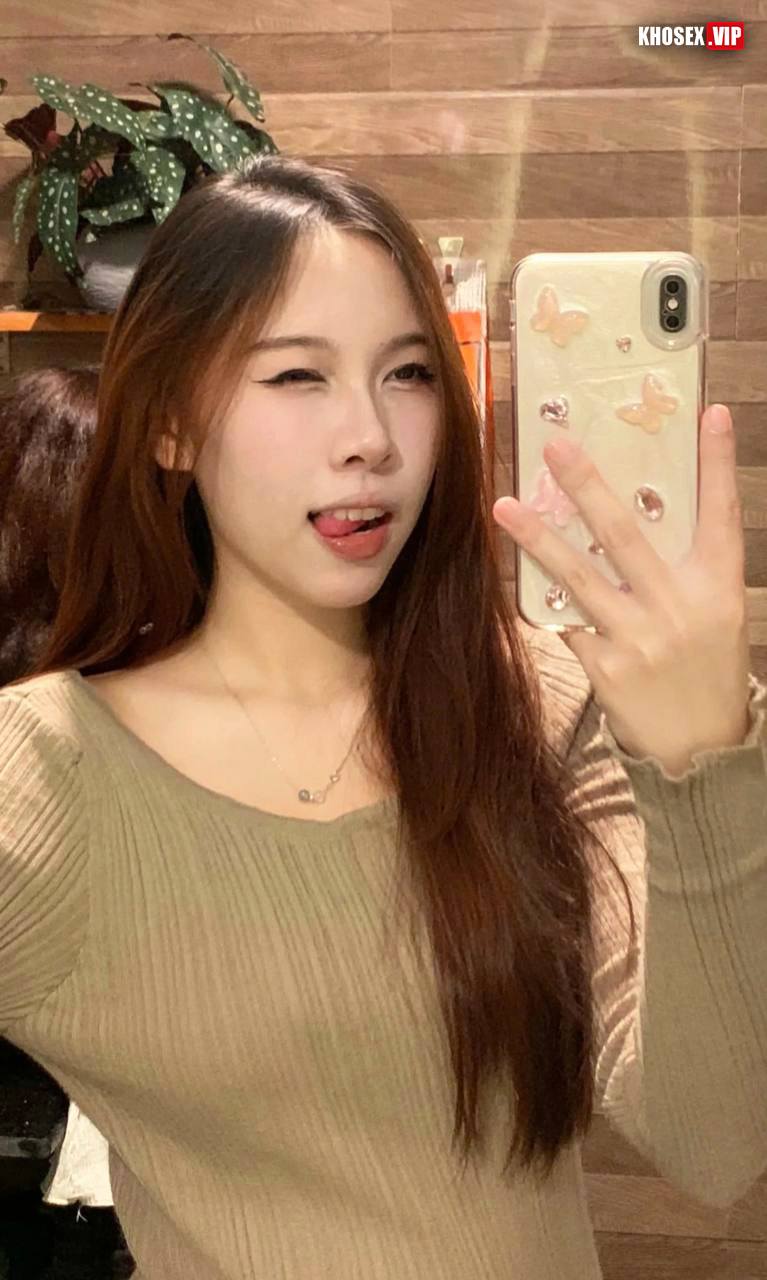 Full Clip Em gái cực xinh lộ clip sex địt nhau với bạn trai – P6 - Hình 01