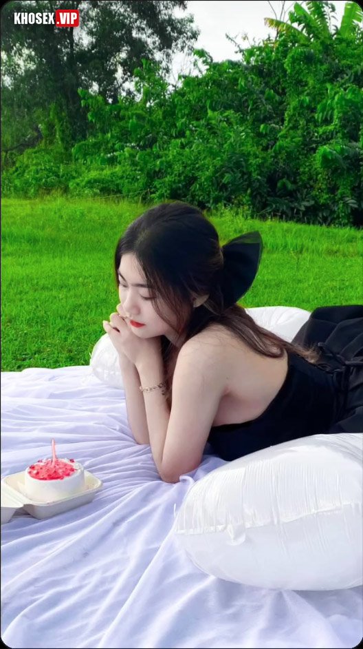 Lộ clip sex Diễm Hương 2k6 mặt dỗi dễ thương - Hình 06