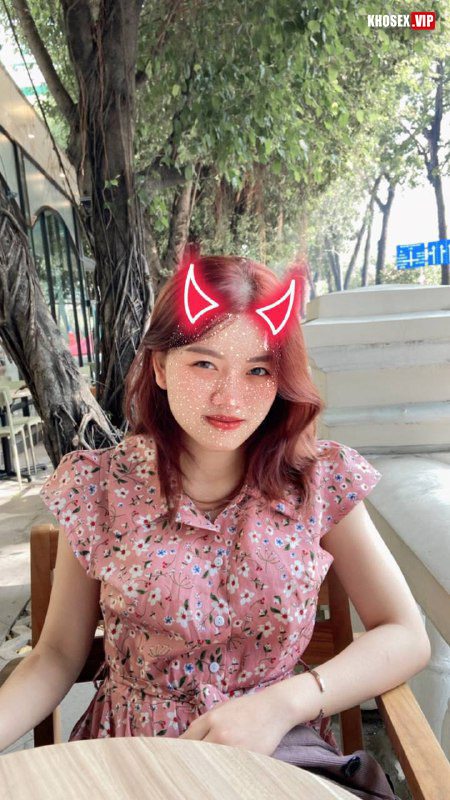 Lồn em đẹp vãi banh lồn ra để cho anh nện vào - Hình 01