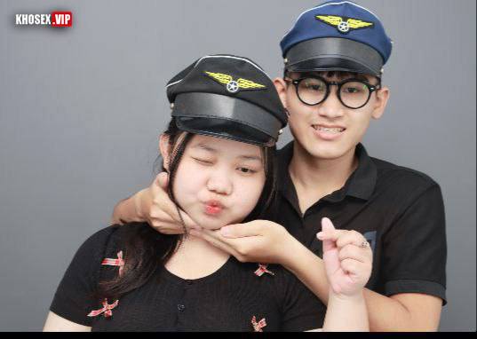 Cặp đôi chubby đụ khẩu dâm sướng lồn quá - Hình 01