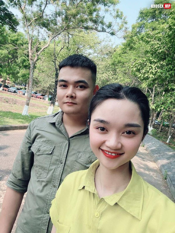 Chồng địt vợ sướng lồn chảy nước sướng rên rỉ (Full Clip + Pic) - Hình 03